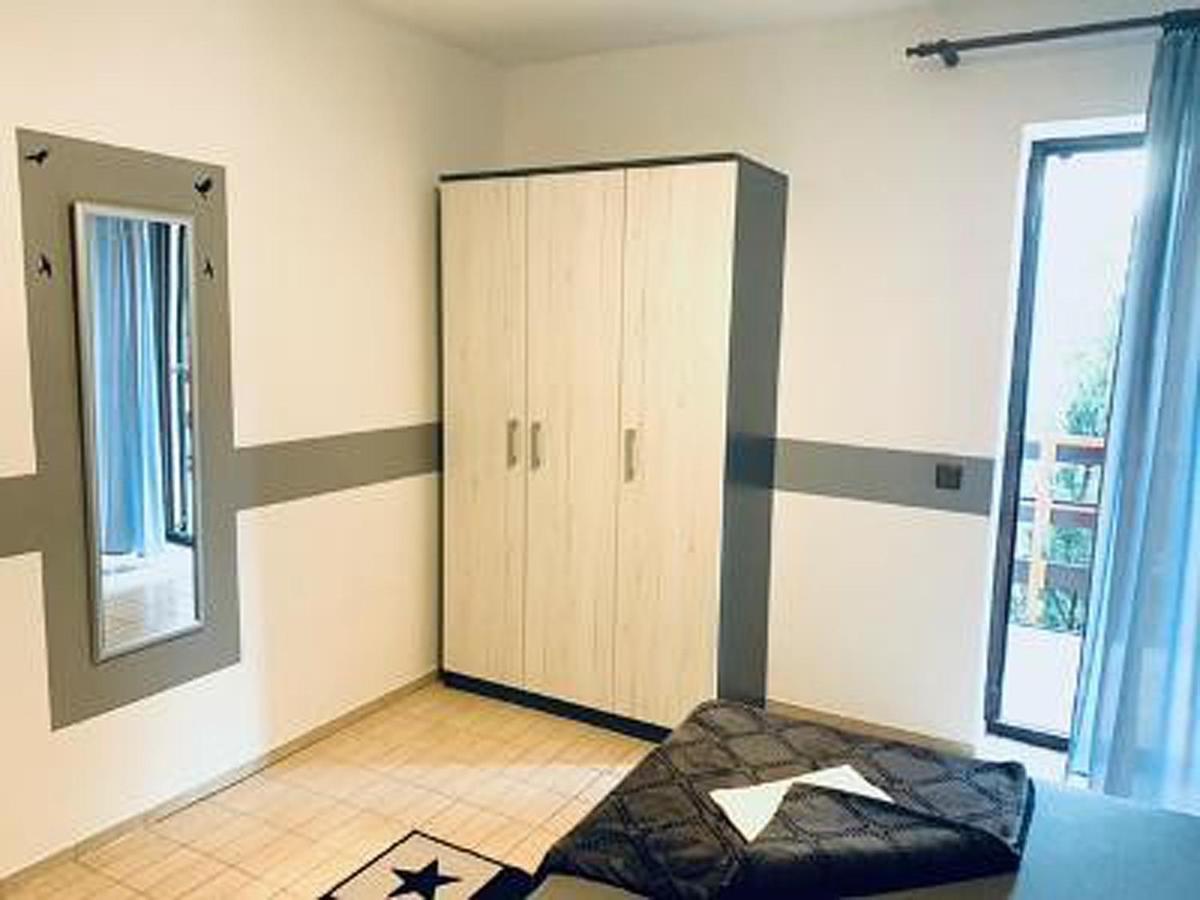 Apartments And Rooms By The Sea Starigrad, Paklenica - 6591 Room photo